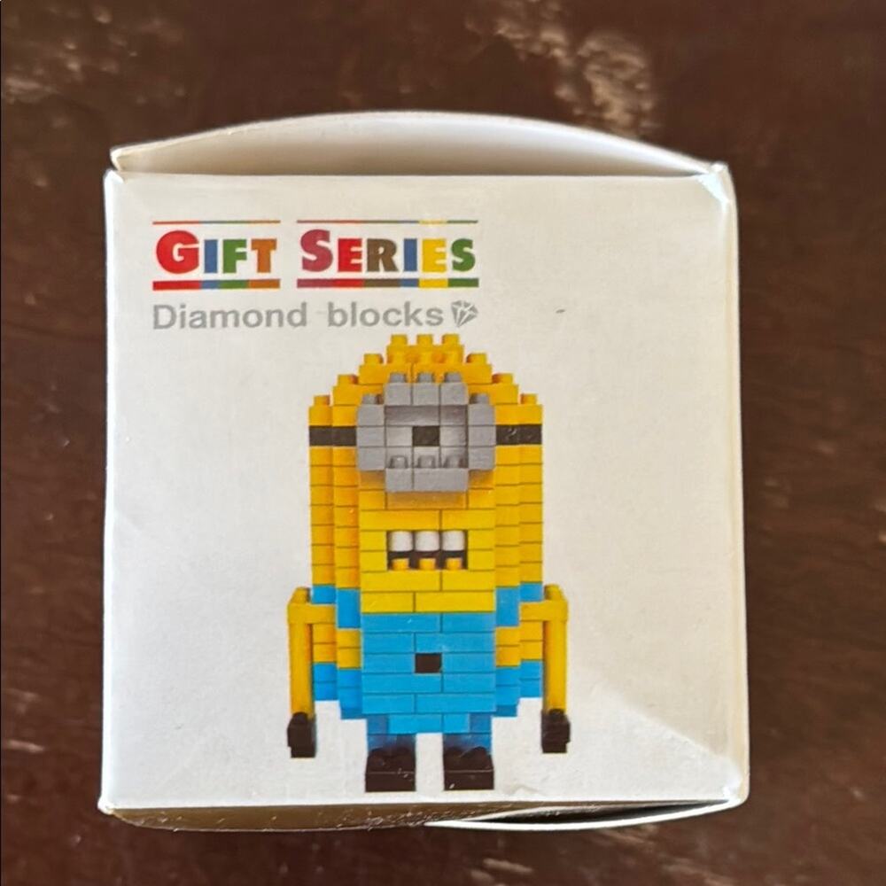 Loz | Diamond Block Minion NIB